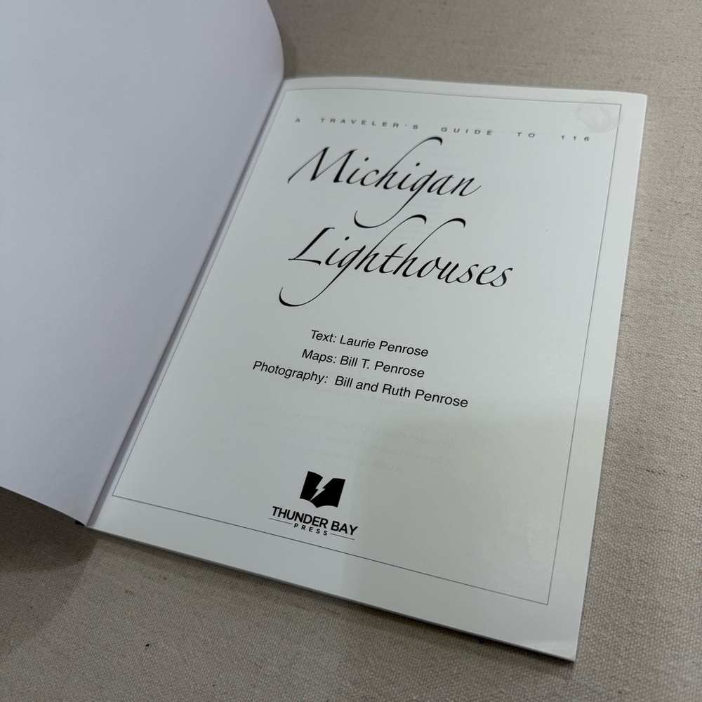 Michigan Lighthouses Guidebook - A Traveler’s Guide to 116 Michigan Lighthouses - Picture 11 of 16